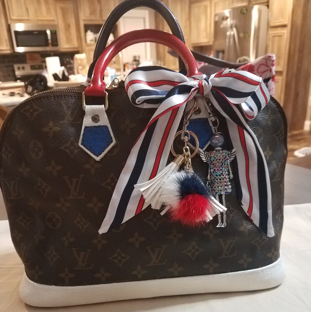 Authentic Louis Vuitton Alma 💥
